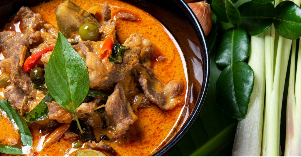 Thai red beef curry - Foodhub